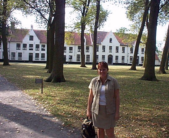 Brugge-Beguinage.jpg - 94.87 K