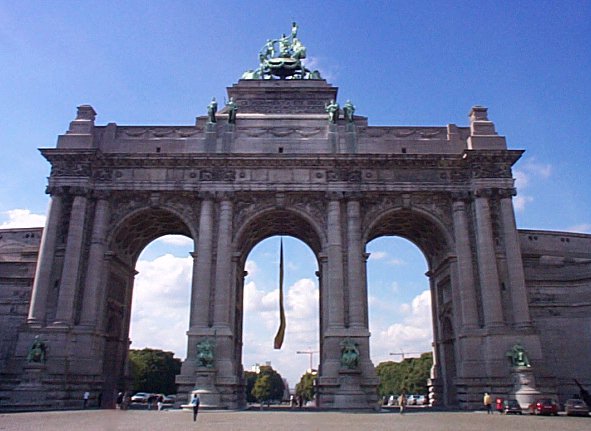 Bruxelles-Arcade-Momunent du Parc du Cinquantenaire-1.jpg - 56.18 K
