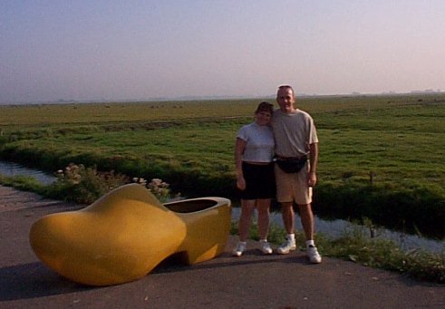 Monnickendam-Paturages pr�s de la fabrique de sabot.jpg - 30.93 K