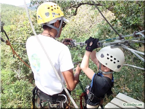 Canyon Canopy (Hacienda Guachipelin)