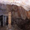 Rideaux calcaires et stalagmites 